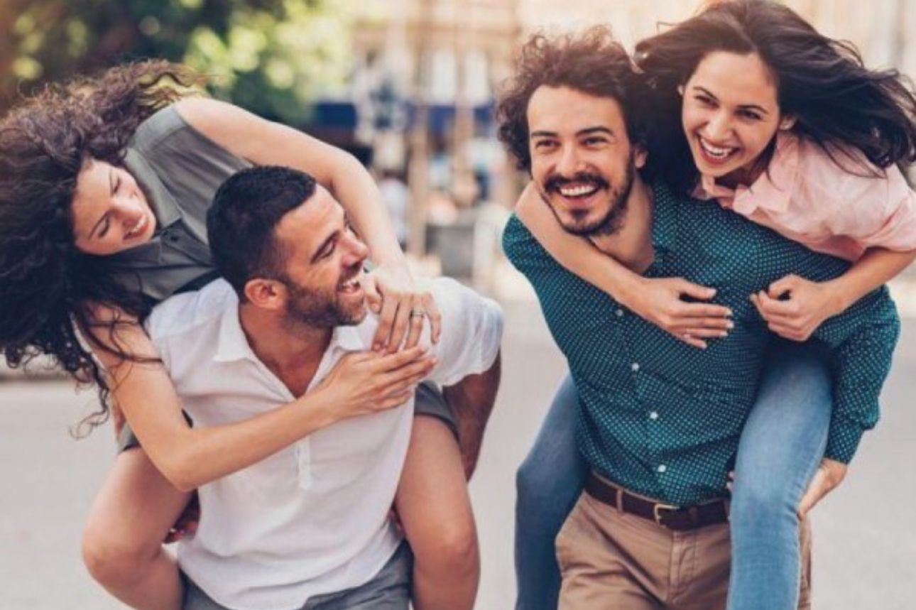Estudo revela diferenças entre homens e mulheres na escolha de amizades