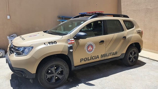 Policia salva homem de tribunal do crime; um suspeito morreu na ação